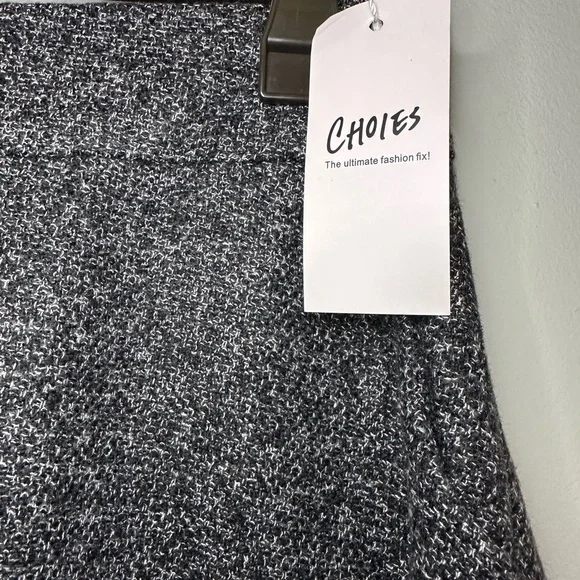 Elegant Gray Women's Skirt - Picture 2 of 7